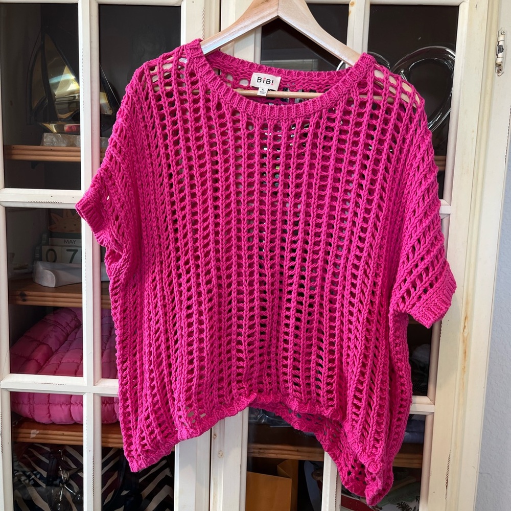 BiBi Open Weave Short Sleeve Top - Bright Pink